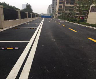 蘇州停車(chē)位劃線多少錢(qián)？ 小區(qū)停車(chē)場(chǎng)劃線施工價(jià)格？