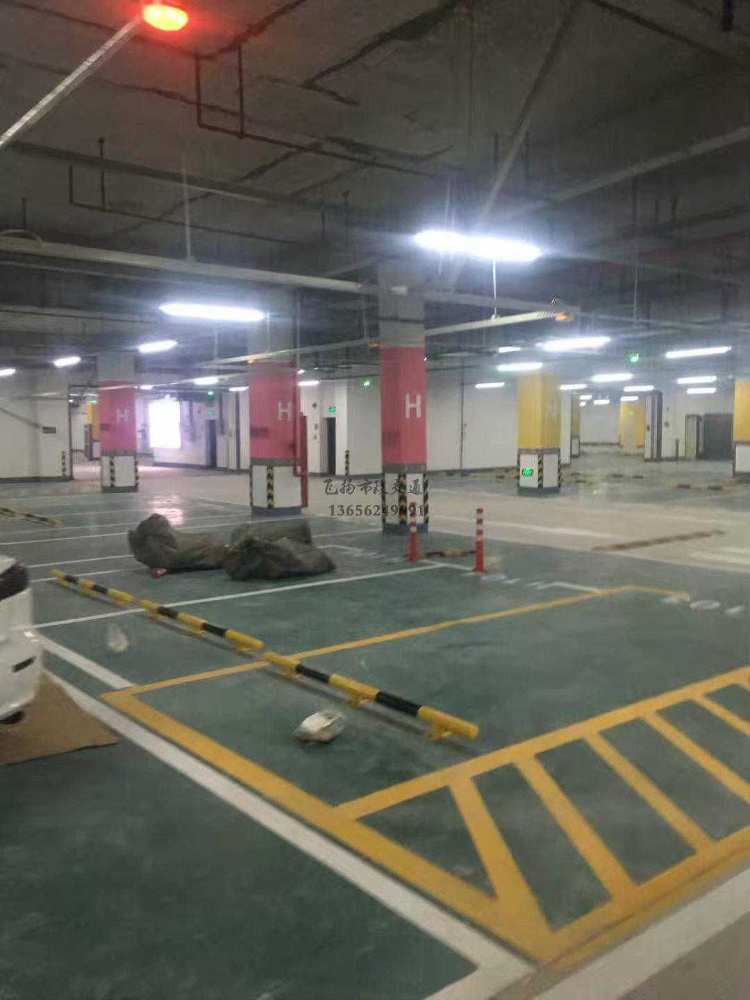 蘇州馬路劃線多少錢一米，廠區(qū)道路劃線價格？