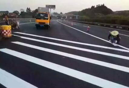 蘇州工廠道路劃線優(yōu)質(zhì)商家，蘇州吳江區(qū)道路交通劃線找飛揚(yáng)市政