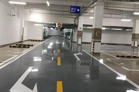 高質(zhì)量的車位劃線漆需要符合的基本特征有哪些？