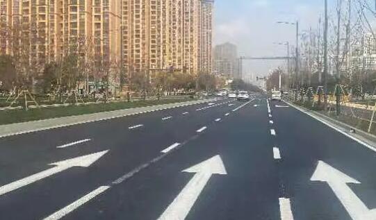 蘇州小區(qū)內(nèi)的市政道路應(yīng)如何劃線？