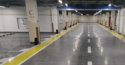 蘇州小區(qū)停車位劃線施工的價錢 ？