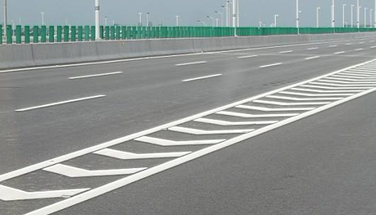蘇州道路劃線標線施工隊？  找飛揚市政